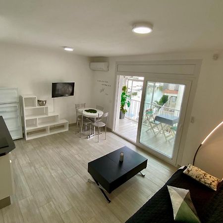 Superbe Appartement , Tout Confort, 40 M2 + 10 M2 Terrasse Емпуриабрава Екстериор снимка